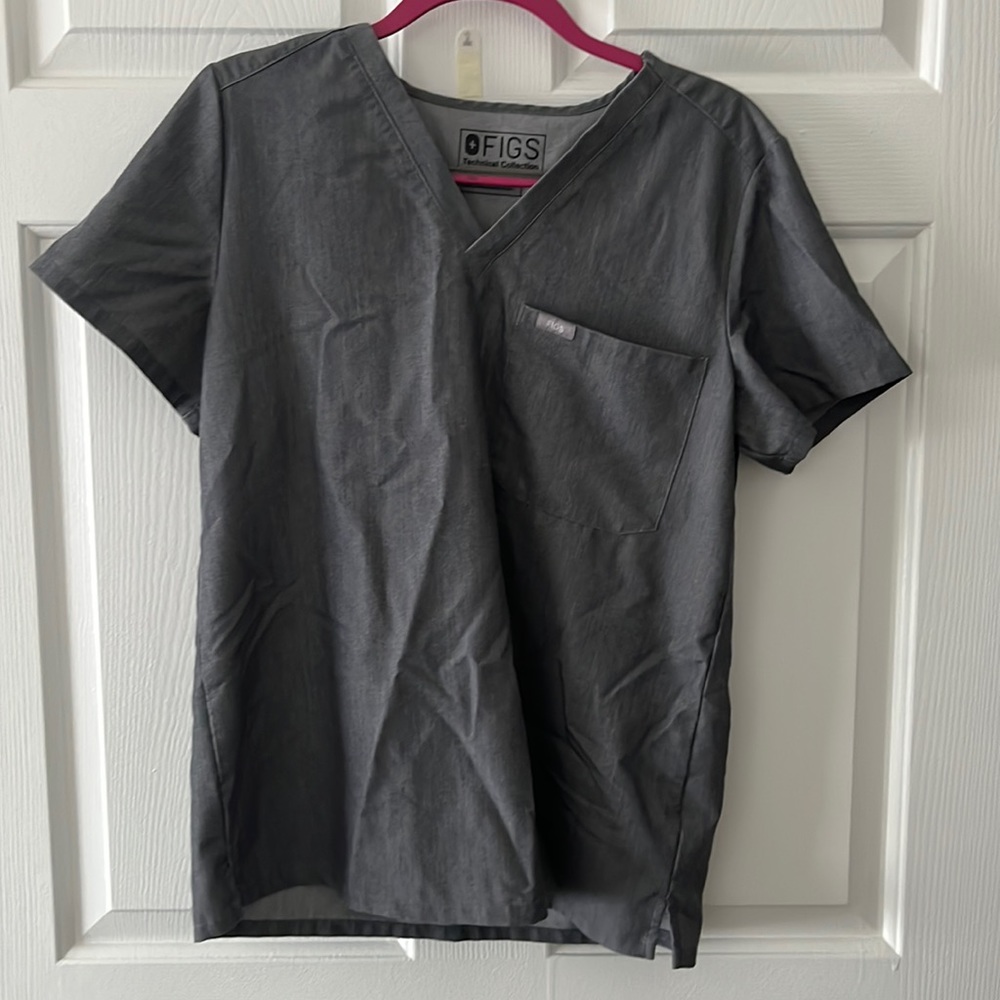 Size medium women’s gray Figs scrub set